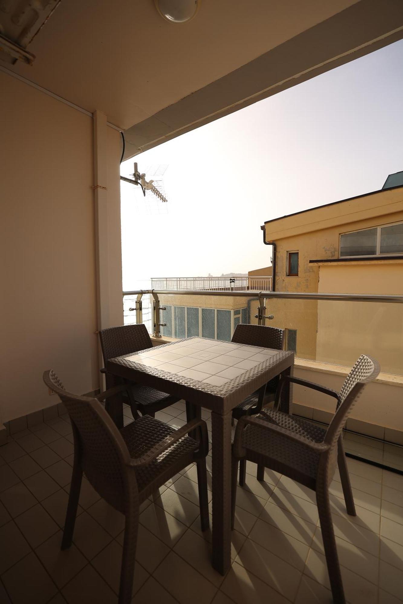 Dyrrah Seaside Apartments Durrës 外观 照片
